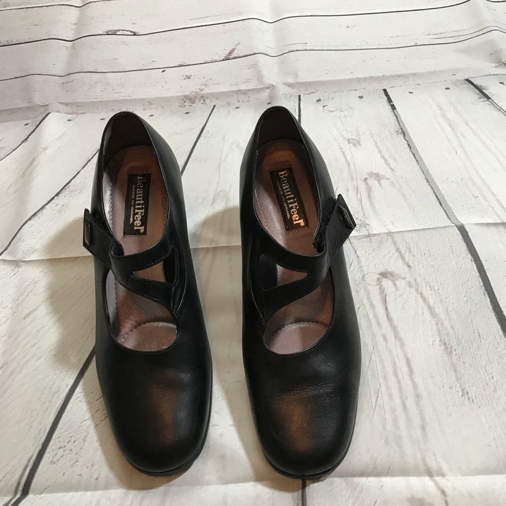 Beautifeel black pumps.  Size 38 7.5 8 Comfort!